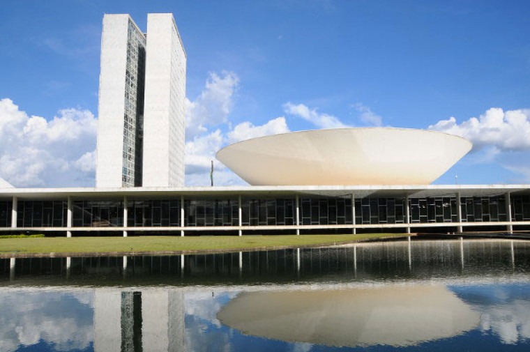 Câmara dos Deputados publica editais de concurso com salário de até R$ 34  mil e 749 vagas - Revista Together News